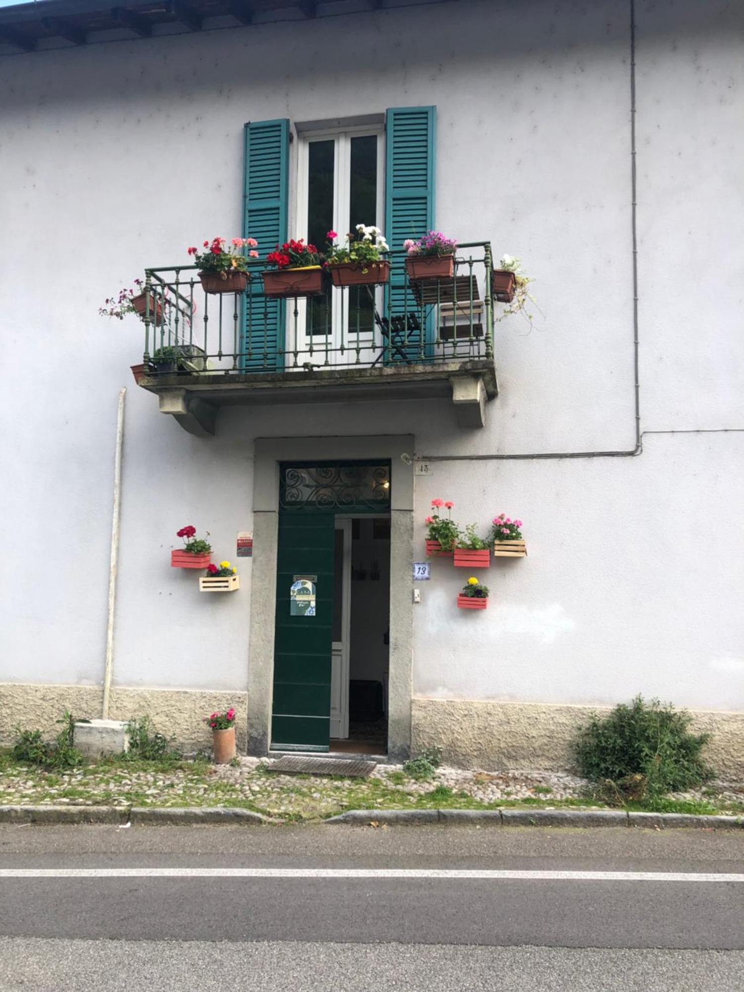Casa Ortensia Blu Maslianico Eksteriør bilde